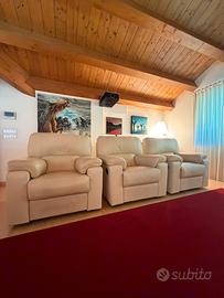 POLTRONE IN PELLE ESTENDIBILI