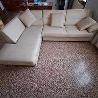 Divano ad angolo 
