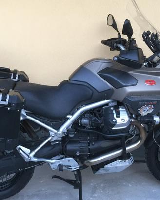 Moto guzzi stelvio 1200 ntx