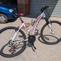 Bicicletta Mountain Bike MTB donna