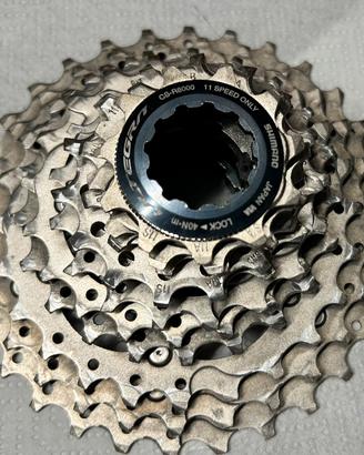 Pacco pignoni shimano ULTEGRA e dischi freno
