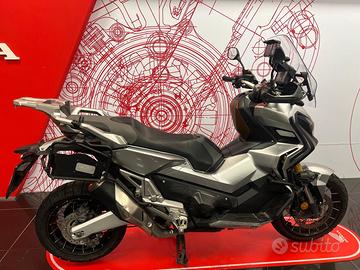 Honda X-ADV 750 - 2017 - Super accessoriato