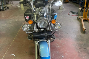 Moto Guzzi California EV