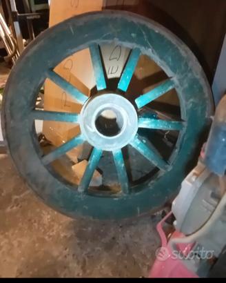 ruote da carro antiche 