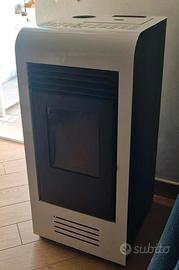 stufa a pelletPunto Fuoco modello GIADA