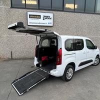Opel Combo TRASPORTO DISABILI Ribassato