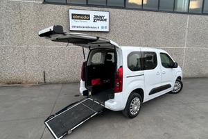 Opel Combo TRASPORTO DISABILI Ribassato