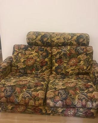2 divani in stoffa floreale