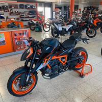 KTM 1290 Super Duke R 2023