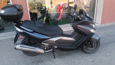 scooter Kymco 300