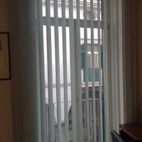 Tenda a bande verticali