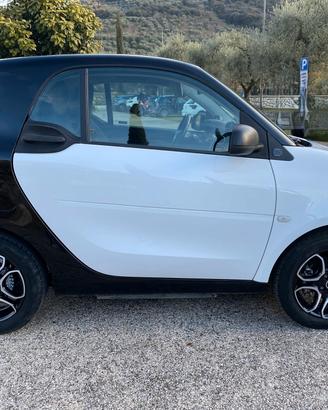 Smart ForTwo EQ Passion ... un fruscio nell'aria