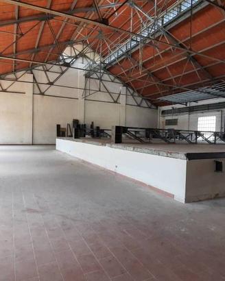 Attività / Licenza di 300 m² con 1 locale a Este