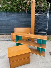 Letto con rete - comodino - libreria