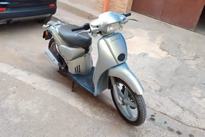 scooter Aprilia scarabeo 