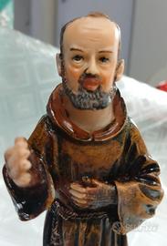 Statua San Padre Pio da Pietralcina in resina