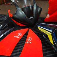 Carene vetroresina e ricambi Yamaha R1