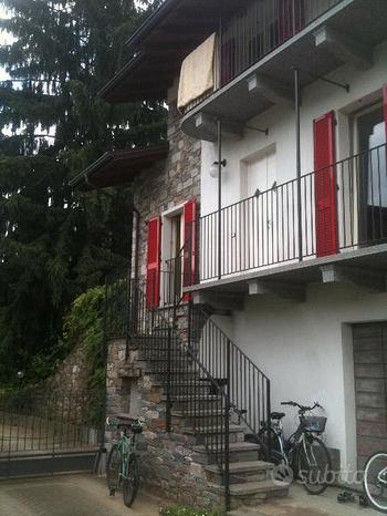 Casa indipendente libera su 3 lati e giardino 600m