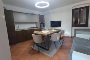 2 LOCALI A STEZZANO