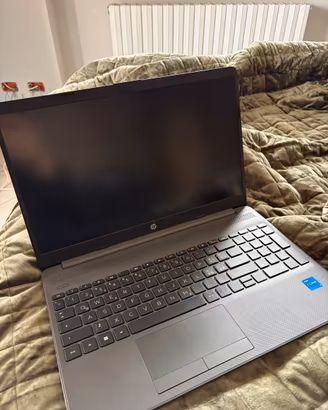 Pc portatile Hp Omen 250 15.9 G9 Notebook