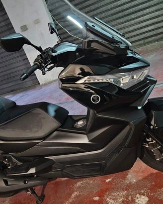 Voge sfida sr400 come nuovo