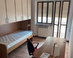 Tiburtina quadrilocale con due balconi