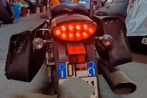 Moto custom aquila 650