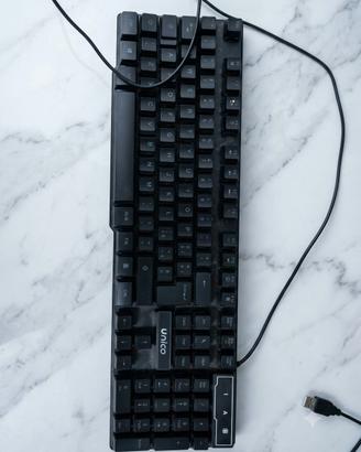 Tastiera gaming rgb