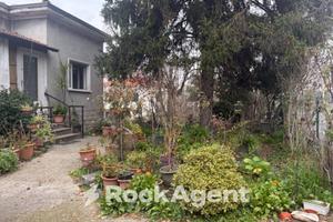 PARMA - CASA INDIPENDENTE DA RISTRUTTURARE, CON GI