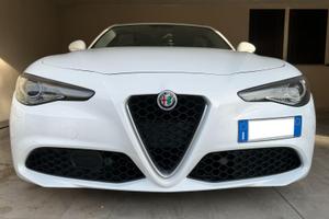 ALFA ROMEO GIULIA 2.2 180 CV MT RWD 64000 KM