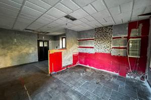 NEGOZIO A CASTELLO DI BRIANZA