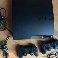 Playstation 3 con cavi e controller
