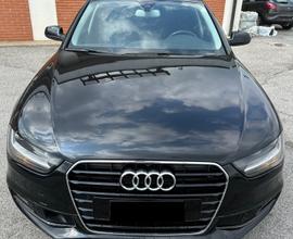 Audi A4 Avant 2.0 TDI S-LINE SLINE
