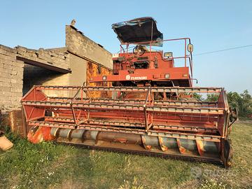 Mietitrebbia fiatagri 3350 al