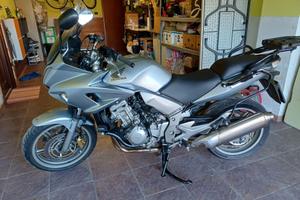 Honda CBF 1000