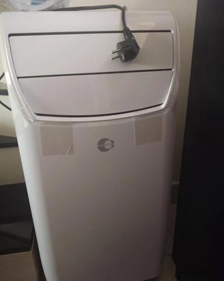 Condizionatore portatile EQUATION Glossy 9000 BTU.