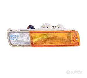 FANALE ANTERIORE SINISTRO MITSUBISHI L200 K74 96-0