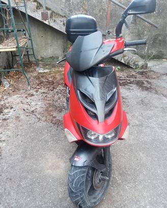 Aprilia 50sr 
