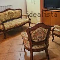 Divanetto e due poltrone stile Luigi XV