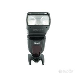 Nissin Di700 Nikon F