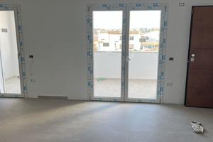 Pirri splendido appartamento con terrazza