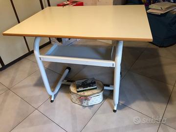 Tavolo per disegno tecnico
