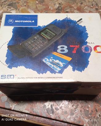 Motorola 8700