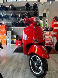 Piaggio Vespa 310 GTS hpe SUPER PRONTA CONSEGNA