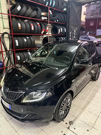 Lancia Ypsilon 1.2 69 CV 5 porte GPL ECOCHIC