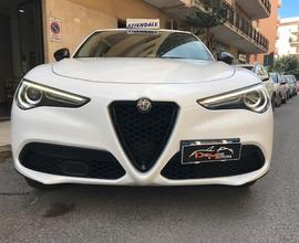 Alfa Romeo Stelvio 2.2 TD 190 CV AT8 Q4 Super NAVY