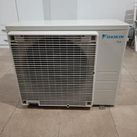 UNITA ESTERNA DAIKIN 12000 BTU