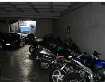 Posto moto bicicletta auto