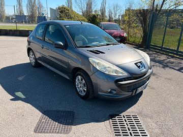 Peugeot 206+plus 2011 127000km