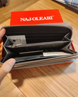 Portafoglio Naj-Oleri nuovo, mai utilizzato.